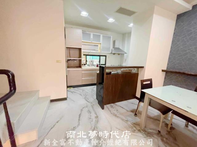 中西區透天-9