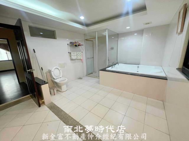中西區透天-10
