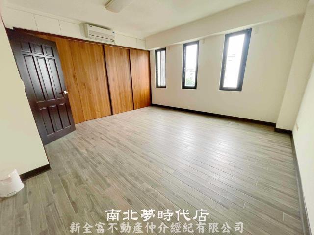 中西區透天-5