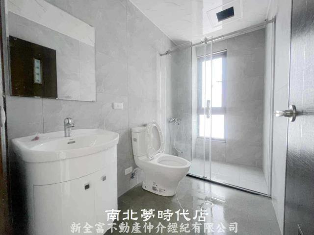台南永康透天-12