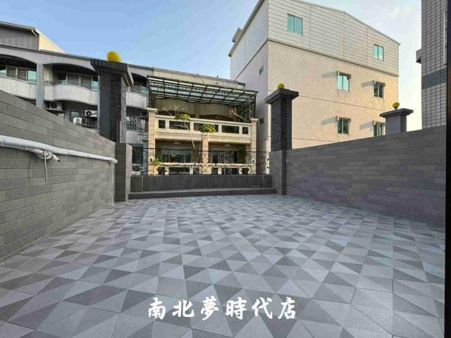 中西區透天-11