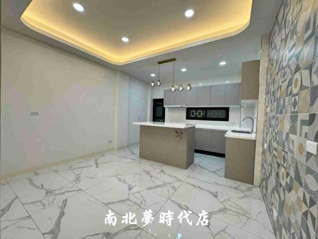 中西區透天-6