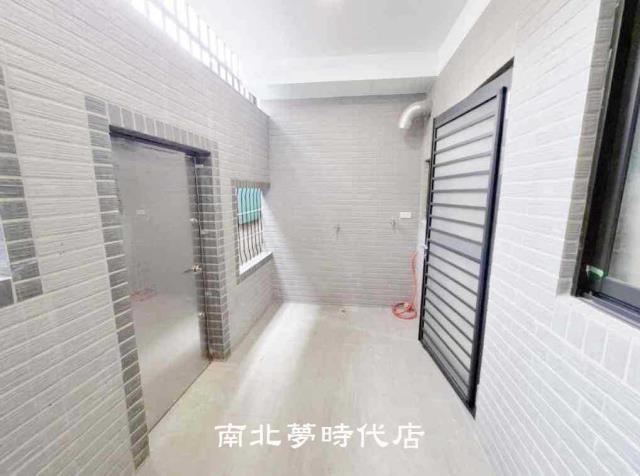 台南安南透天-8