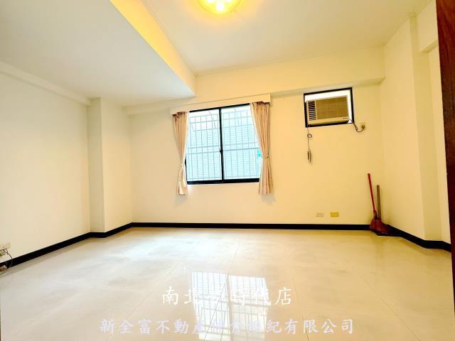 台南安平透天-7