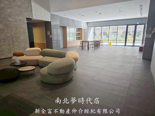 台南新市大樓-11