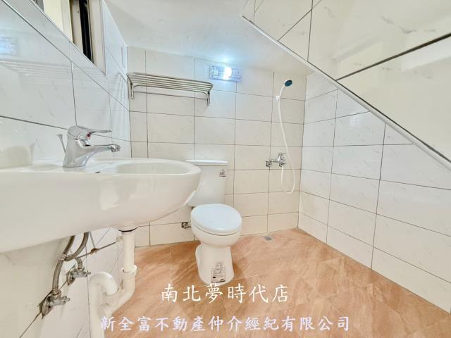 台南新市透天-9