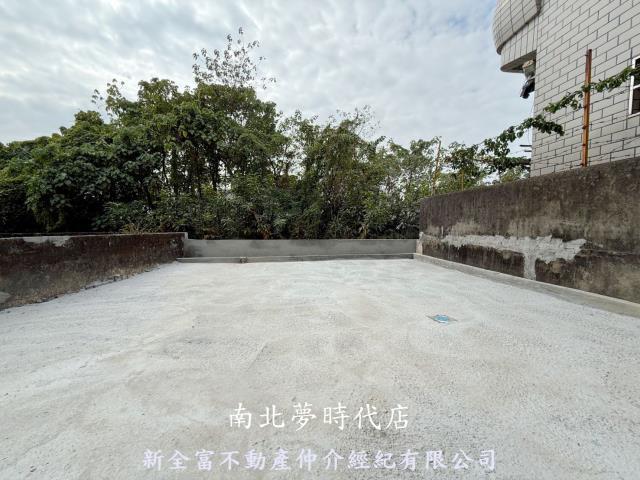 台南新市透天-12