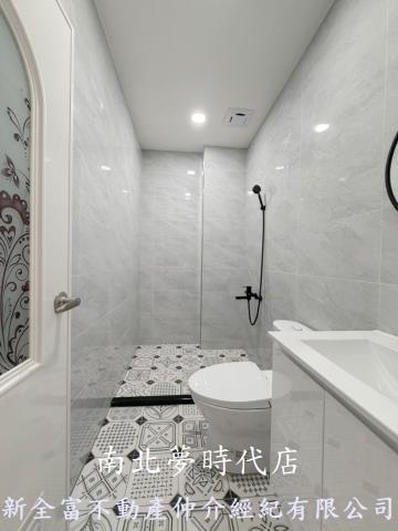 台南安南透天-9