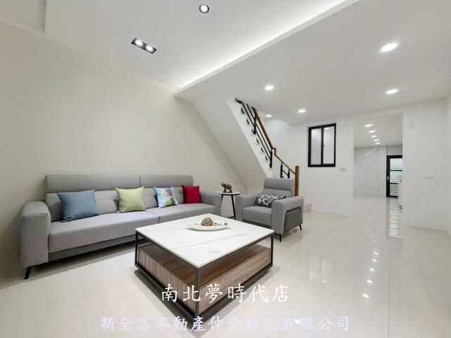 台南安南透天-1