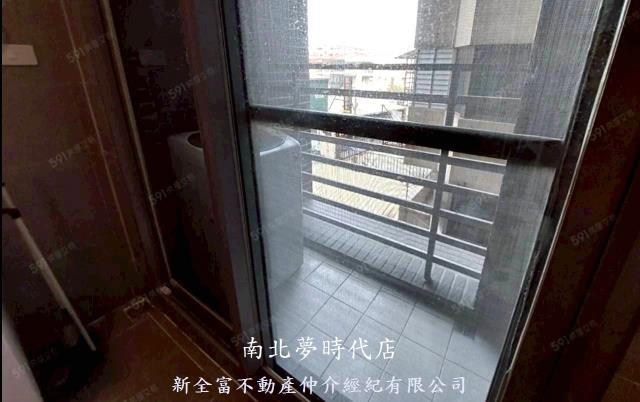 台南東區套房-5
