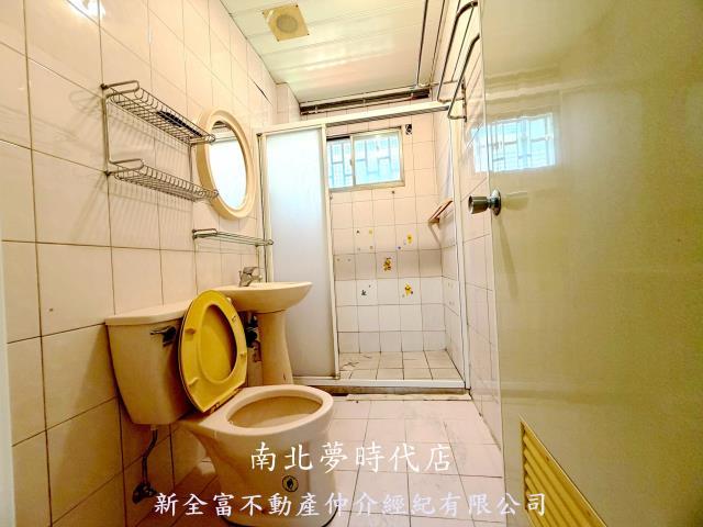 台南中西區透天-13