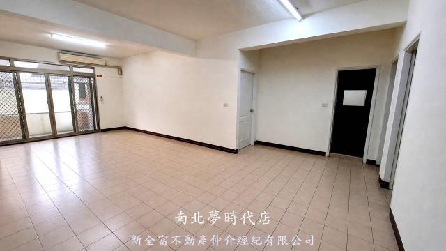 東區公寓-8