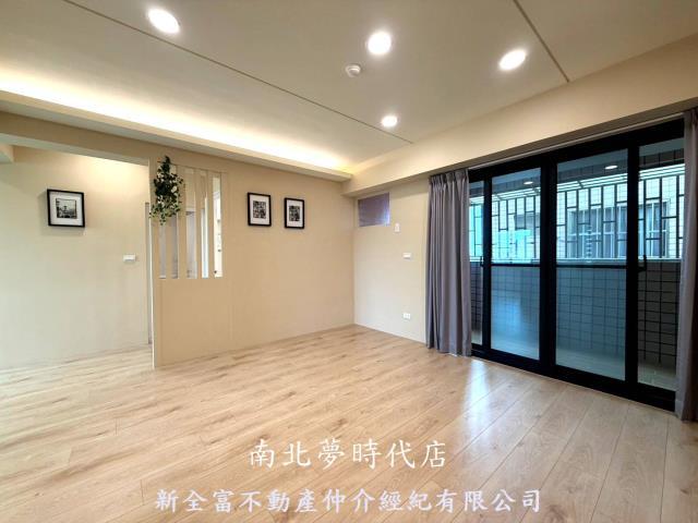 東區華廈-1