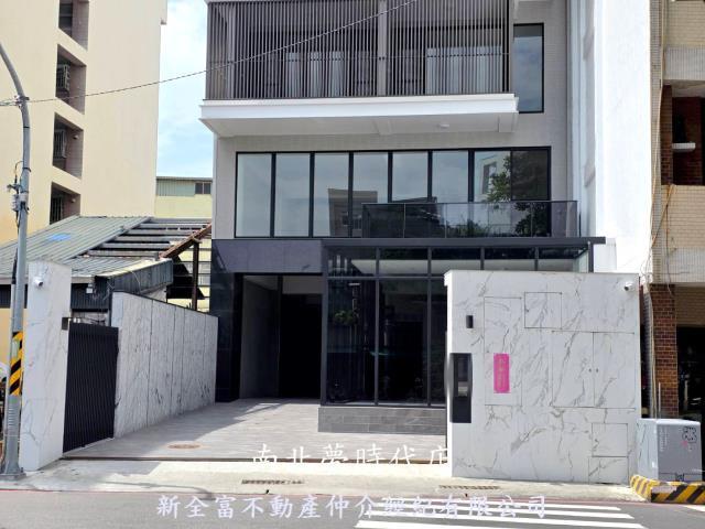 台南店面-0
