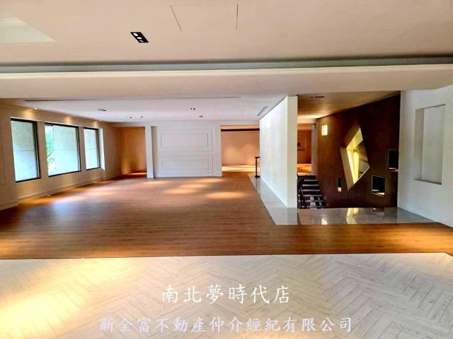 台南東區店面-1