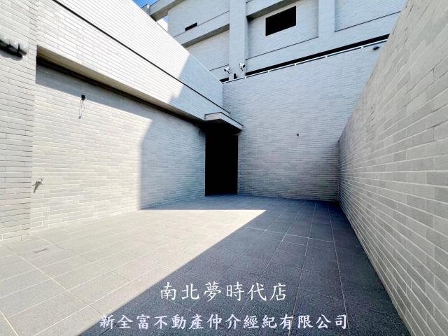 台南華廈-11